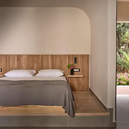 Hotel Palm & Elounda (Crete)
